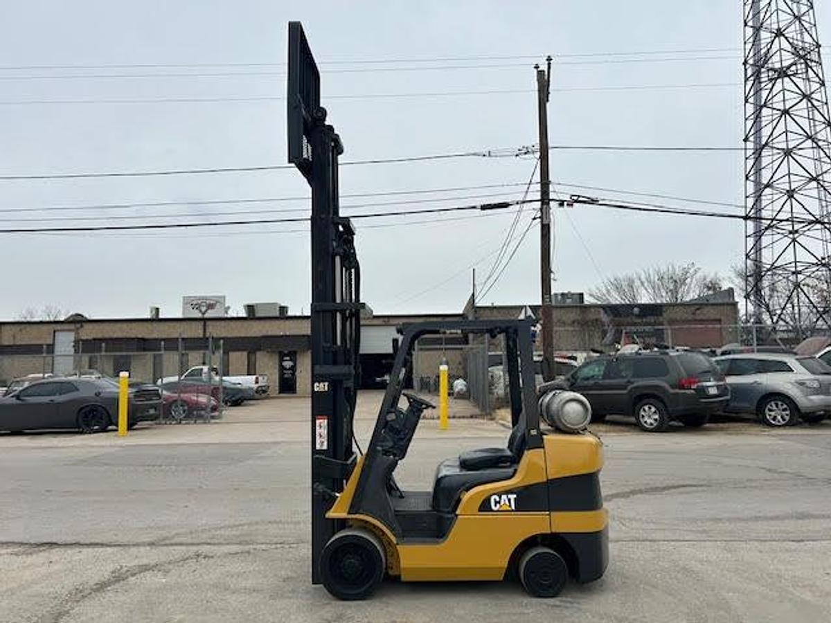 Used 2017 CAT 2C6000