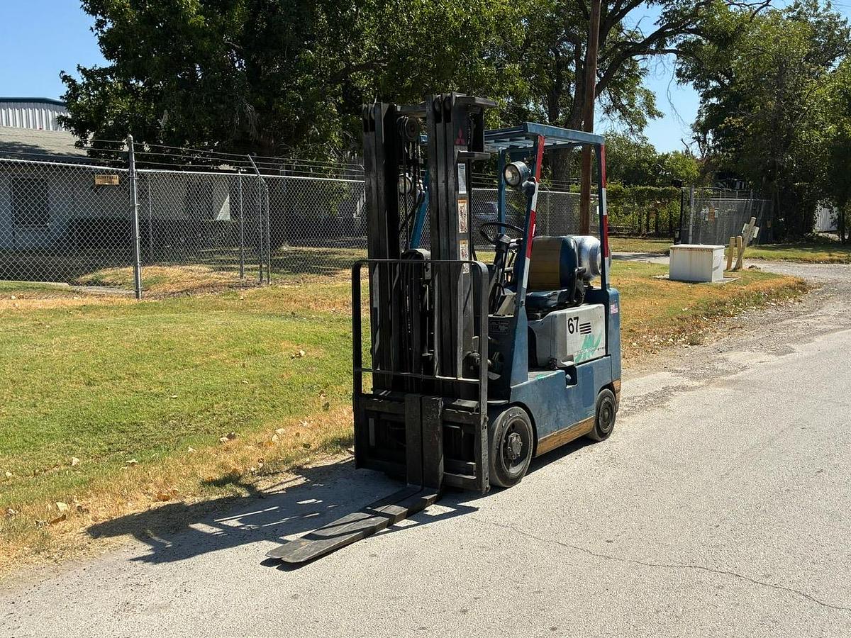 Used 1996 MITSUBISHI FGC15