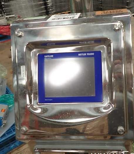 Used Safeline Metal Detectors Ph4