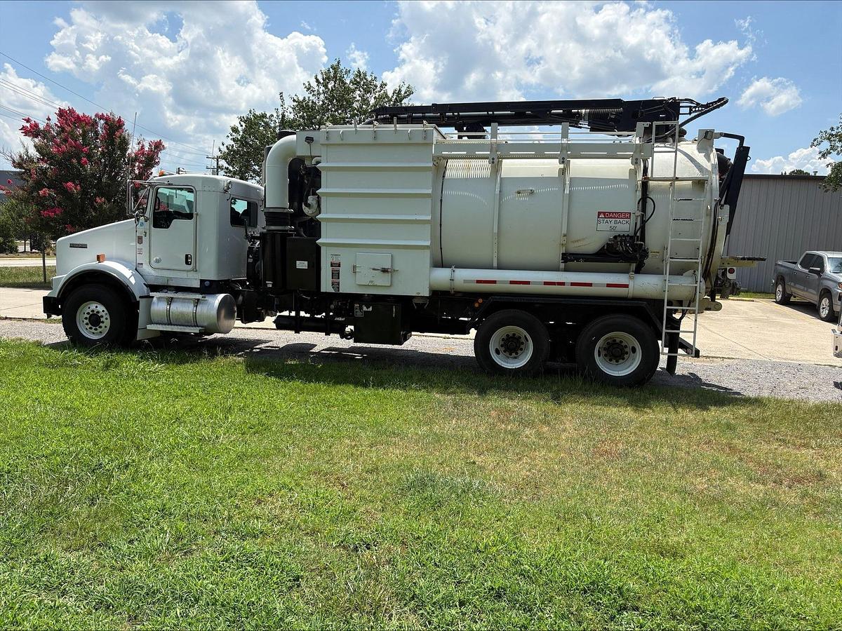 Used 2019 Keith Huber AM36