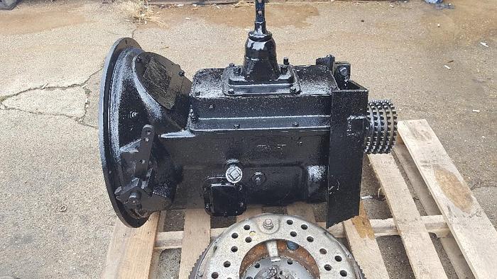 Used COTTA 4 SPD. TRANSMISSION MOD# TACU-100-17 #1 BELL HOUSING 71 SERIES DETROIT FLYWHEEL AND CLUTCH.  CHELSEA PTO #410XUABX-W3XD