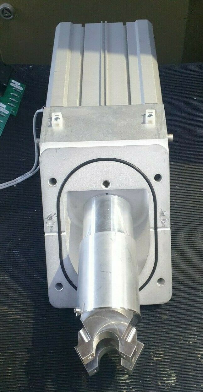 Used AMAT 0040-50505-002 SPLIT VALVE PNEUMATIC CYLINDER (rbd2.1b1)