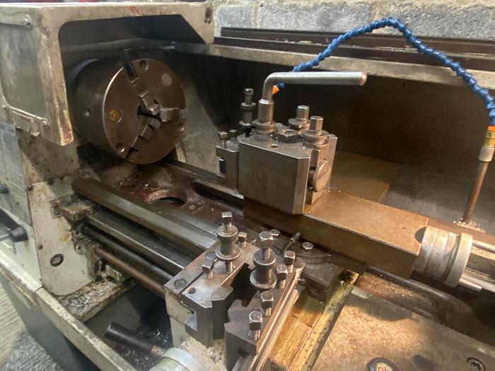 Used XYZ CR 1550 Manual Lathe