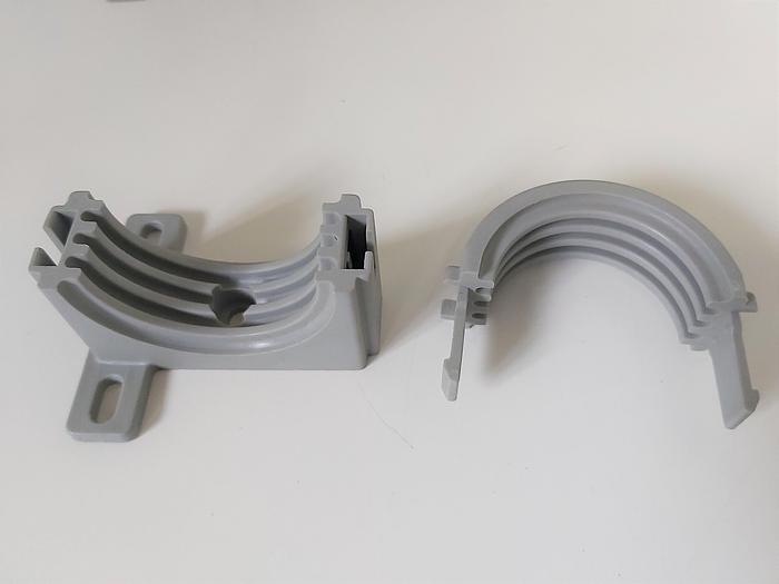 25 Stück Schlauch- + Rohrhalter, 13x D38mm, 12x D47mm  neuwertig