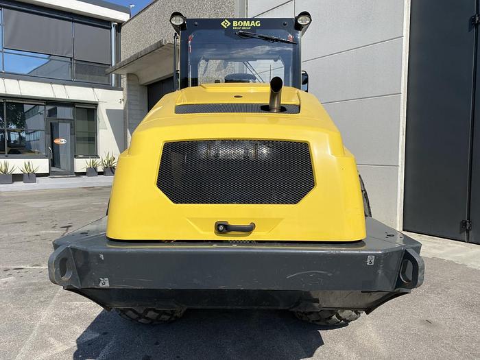 Usato 2016 BOMAG BW 213 D-5