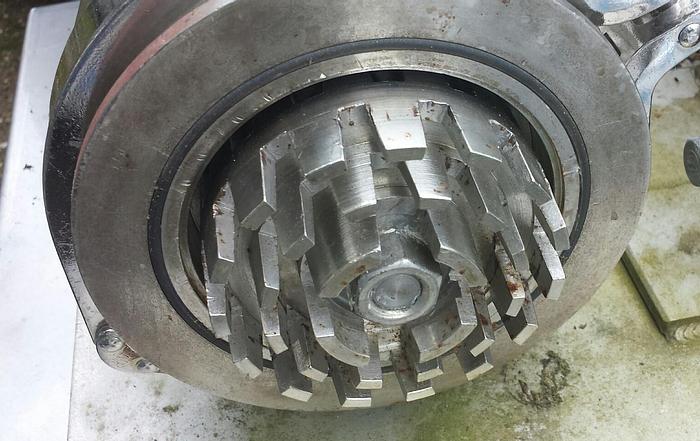 Used 4 in. OAKES CONTINUOUS AUTOMATIC MIXER – SANITARY S/S – JACKETED (#8119)