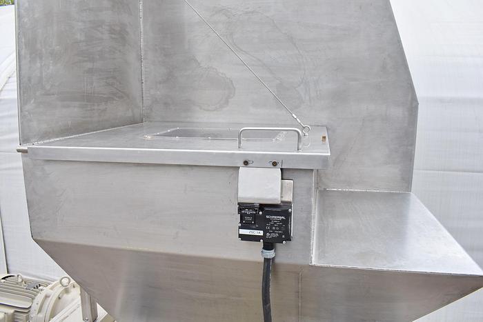 Used USED SHREDTECH ST-25 TWO SHAFT SHREDDER