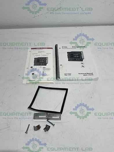 Chromalox 2104-A0100 Temperature Controller
