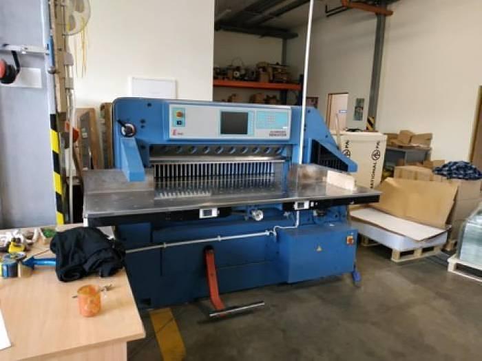 Used Schneider Senator 115 E-line (2002)