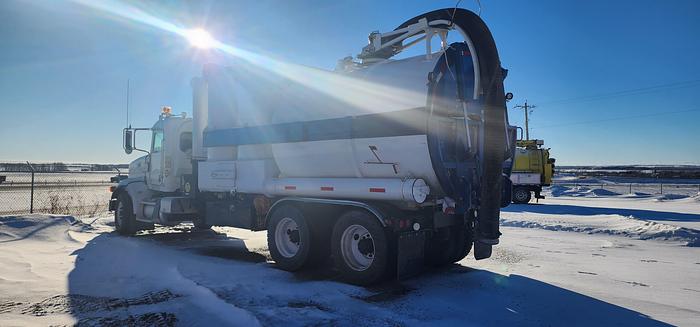 Used 2011 INDUSTRIAL VAC