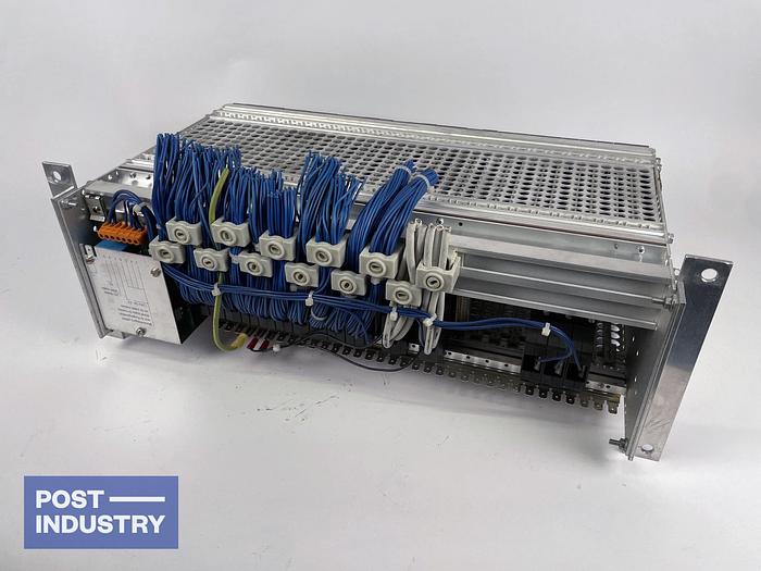 SPEC1384_03.jpg