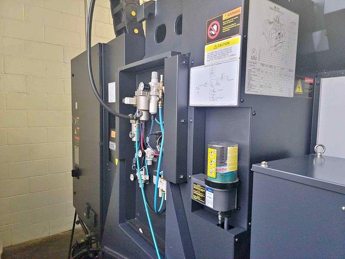 Used 2019 DOOSAN DNM 4500S 5-Axis  CNC Vertical Machining Center with Koma TWA-160 Trunnion