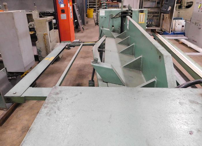 Used Betenbender 10' x 1/4 Hydraulic Shear 10-1/4