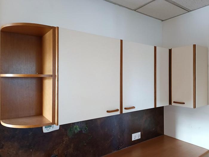 Gebraucht Küche mit Frühstücksplatz und E Geräte gebraucht