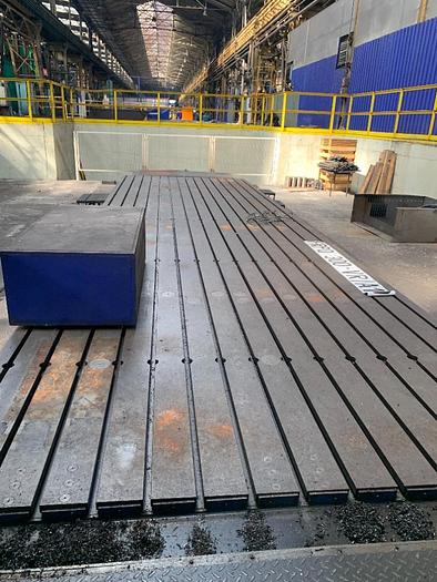 Used Frezarka bramowa CNC TOS KURIM FRP 300