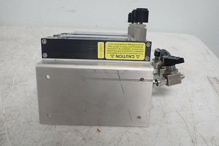 Used Lot of 3 Dwyer Flow Meters with 3 Swagelok Stainless Steel Ball Valves SS-41GS2