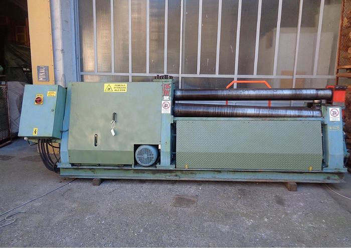 D'occasion FACCIN 2000X8/10CALANDER #ITA4369