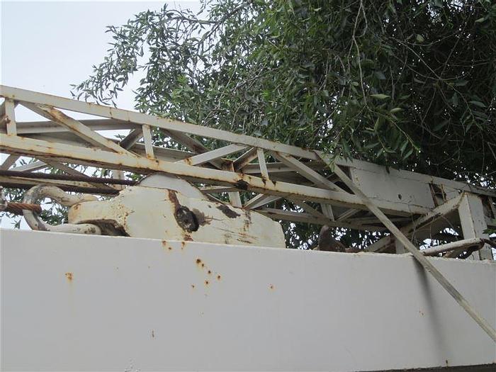 Used 1972 Ford Pump Hoist 15T Rig