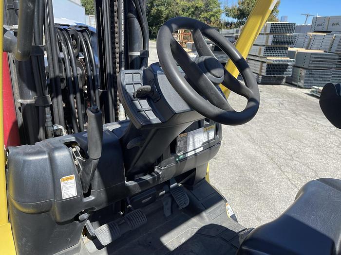Used 10,000 POUND HYSTER MODEL S100FTBCS FORKLIFT 64" DIAMETER CASCADE CLAMP -PENDING