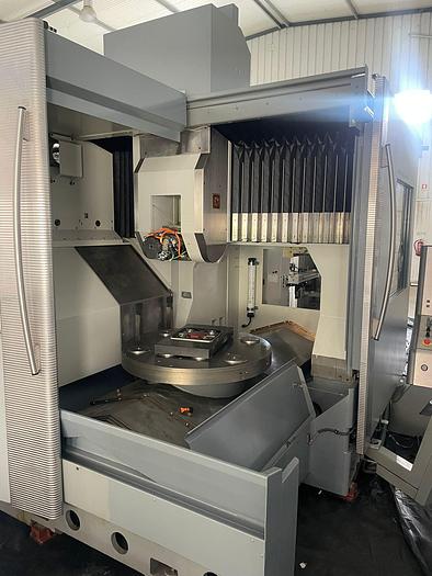 Used CENTRO DE MAQUINAÇÃO DE 5 EIXOS