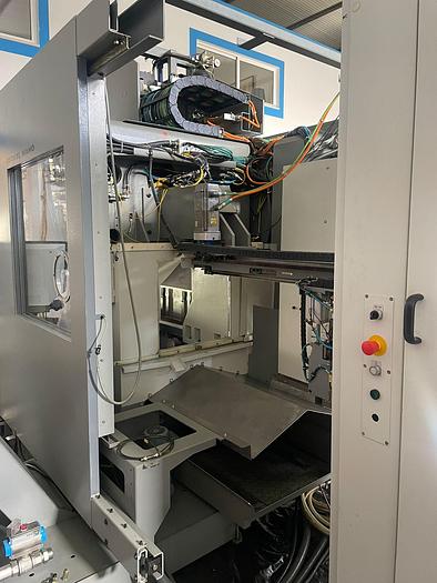 Used CENTRO DE MAQUINAÇÃO DE 5 EIXOS