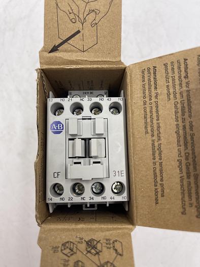 Allen-Bradley 700-CF310ZJ Ser A 