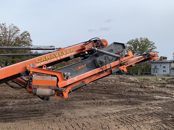 Used Mobile Tracked complete demolition crusher