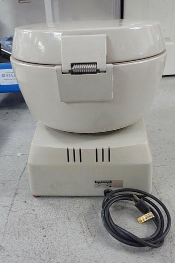 Used Dupont Sorvall Type GLC-4 Laboratory Centrifuge with Rotor & 3 Carrier Swings