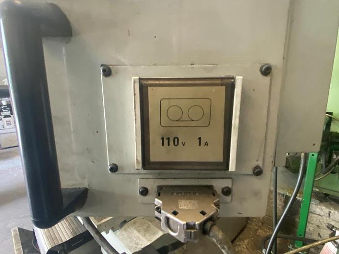 Used 1991 Bridgeport Interact 300 CNC Toolroom Milling Machine