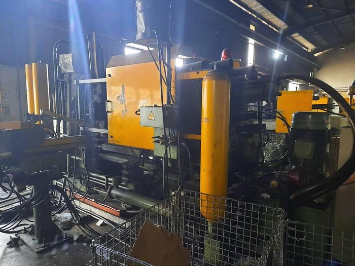 Used Producer 200T Hot Chamber Die Casting Machine Year 2012