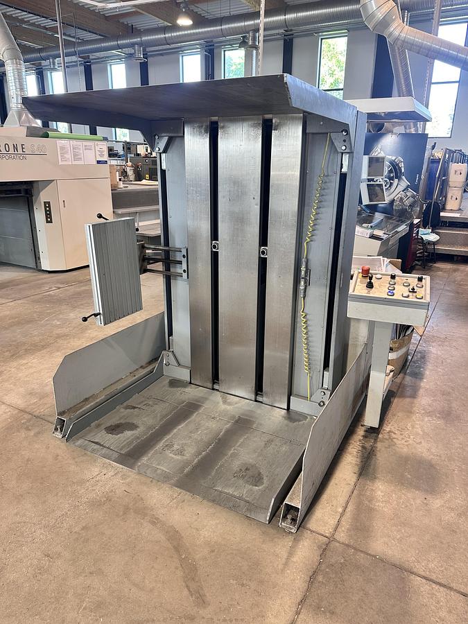 Used BUSCH pallet reverser