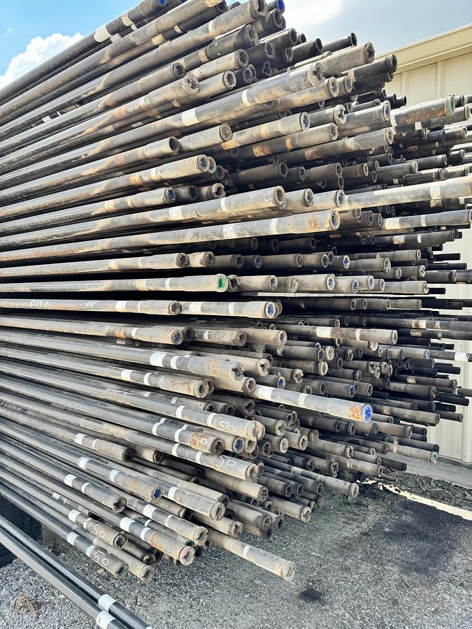 Used 1 1/4″ 3.02# CS TUBING