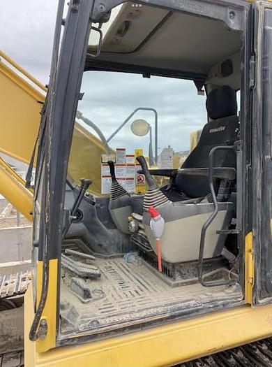 Used 2011 Komatsu PC160LC-8