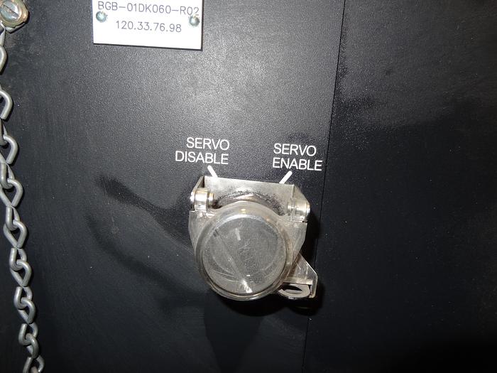 Used FANUC ARCMATE 120iC/10L 6 AXIS CNC MIG WELDING ROBOT WITH R30iA CONTROLLER