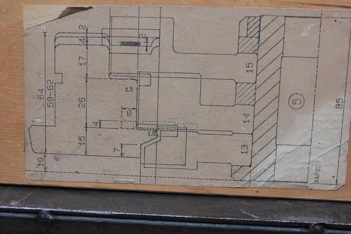 Used Gruppo utensili serramento usato
