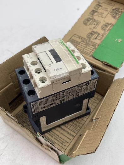 Used Allen-Bradley 100-C09EJ10 Ser A 