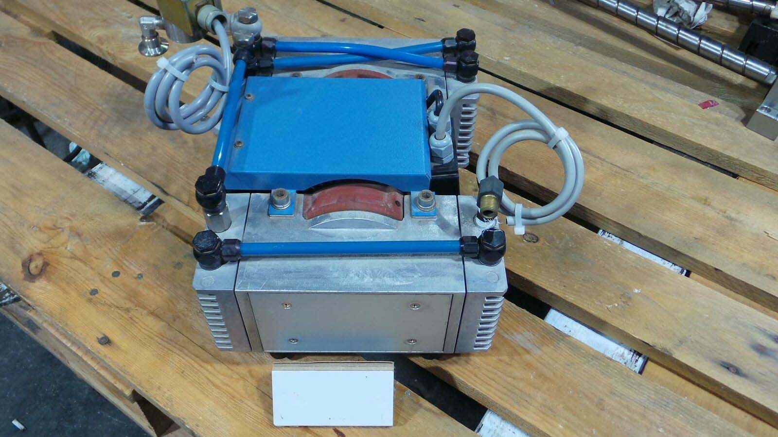 Used ABM Vacuubrand 4EKGF63CX-4 Pump, 4EKGF63CX-4 / 230V / 50~60Hz / 0,18kW / Diaphragm Vacuum Pump /