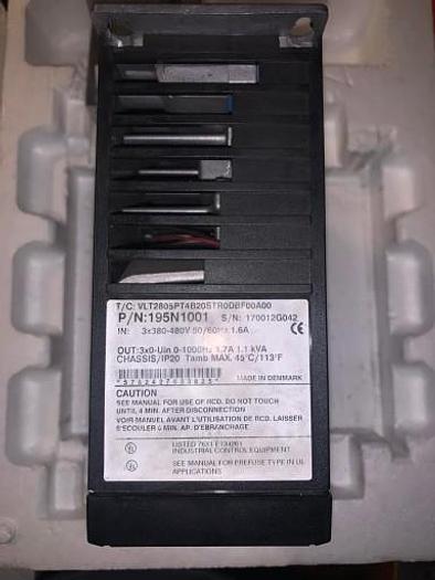 Używane DANFOSS VLT2805PT4B20STR0DBF00A00 Inverter 500W