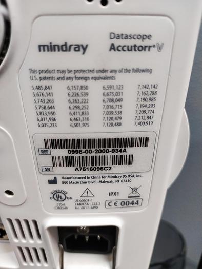 Gebraucht Mindray Datascope Accutorr V Vital Patientenmonitor auf Trolley