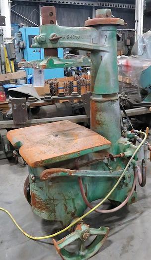 Used INTERNATIONAL LVJS MOLDING SQUEEZER