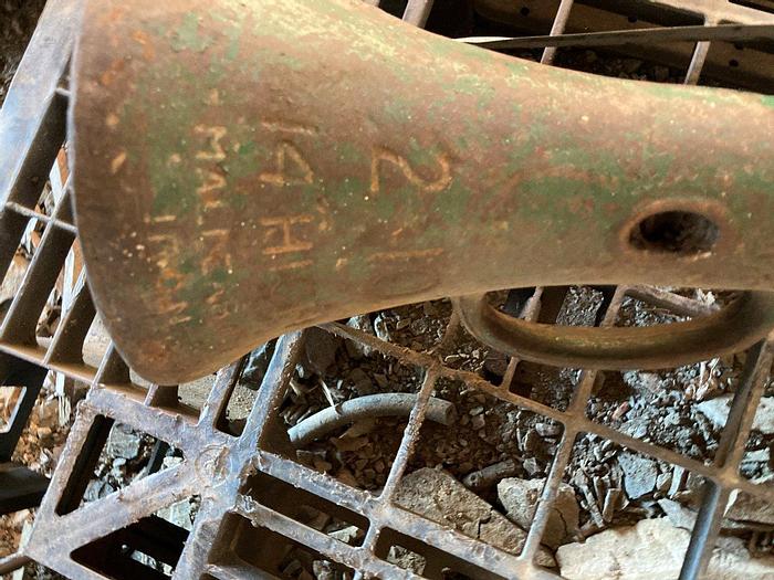 Used Simplex 202 x10 14 High Screw Jack