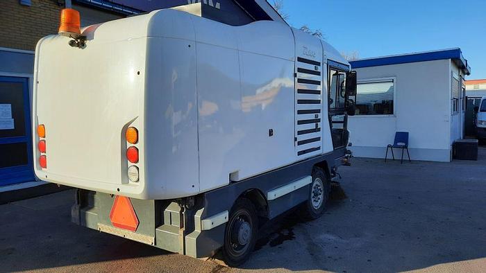 Gebruikt 2010 Ravo 530 ST