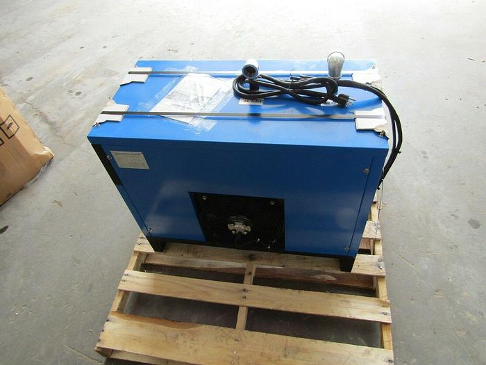 Air-Max MAC-5BP80V Rotary Screw Air Compressor 5 hp 3ph. 80V W/dryer