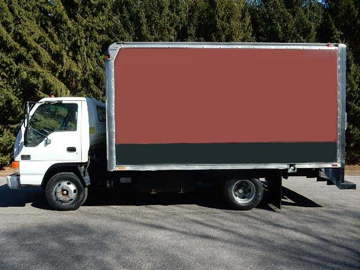 Used 2005 Chevrolet W-4500