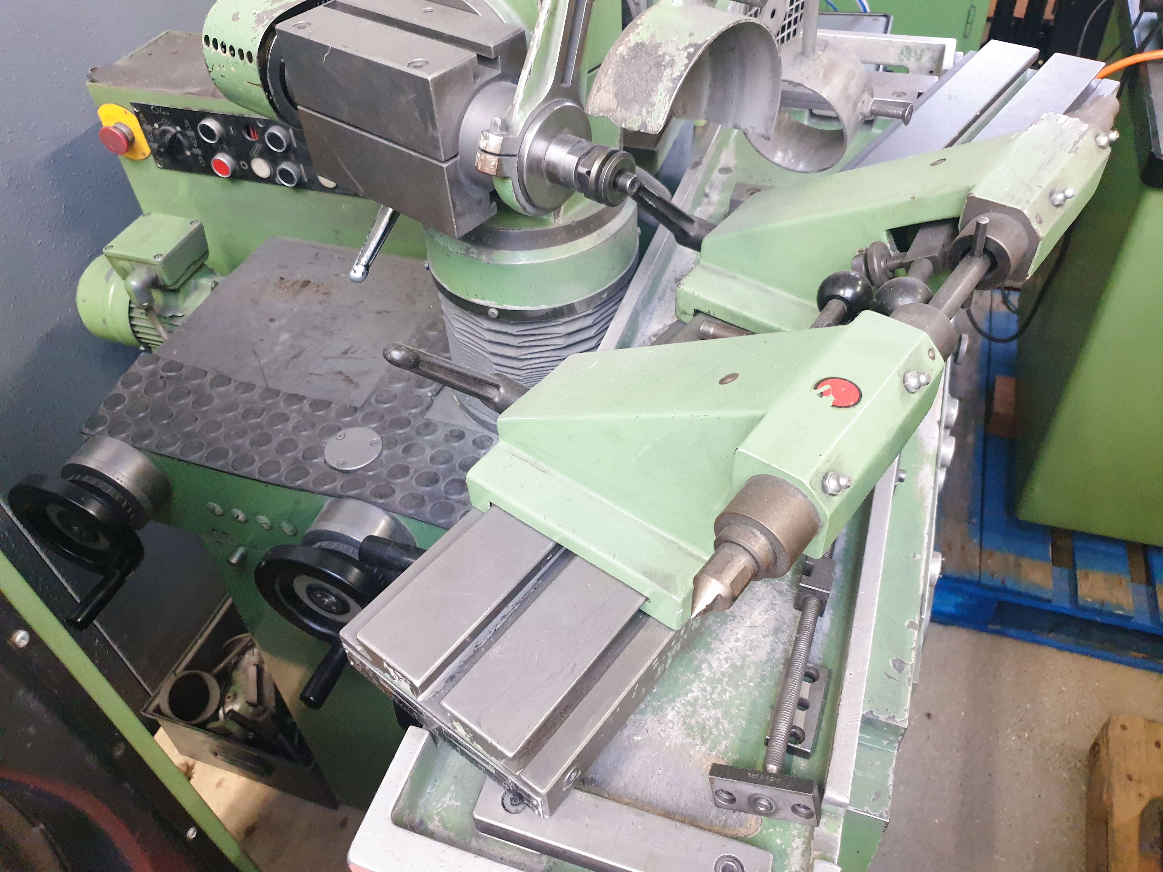 Used Schutte WU32 - Grinding - 1984