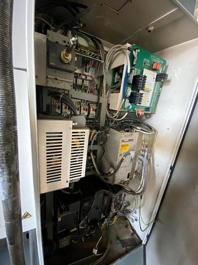 Used 1998 Cincinnati Hawk TC200 CNC Lathe