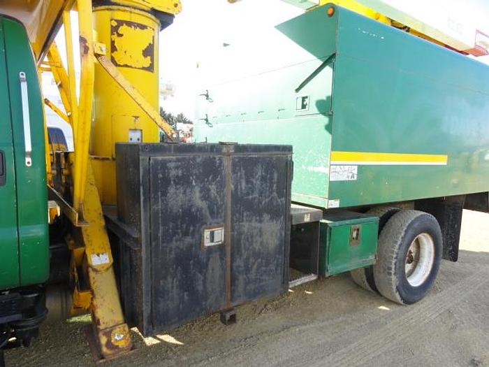 Used 2005 VERSALIFT VO255