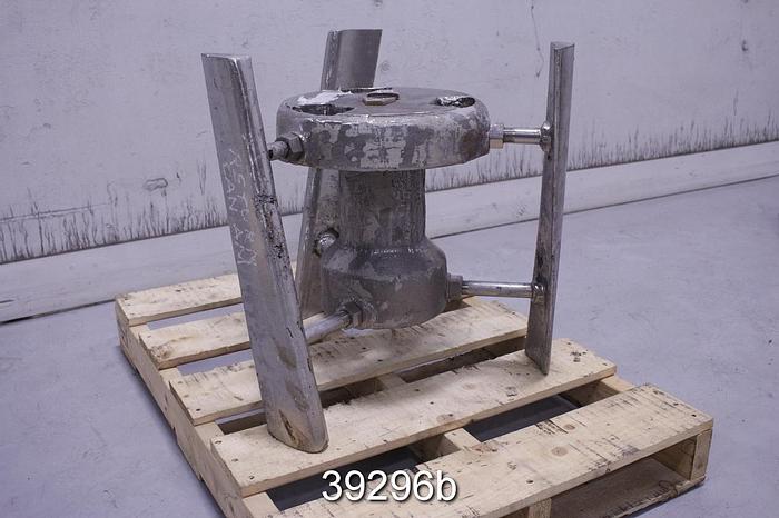 Used Black Clawson 24P Pressure Screen 3 Blade Rotor #39296