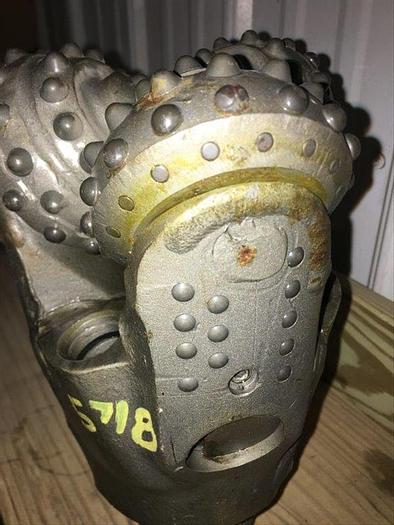 Used 5-7/8'' Tri-Cone Bit Sealed Bearing