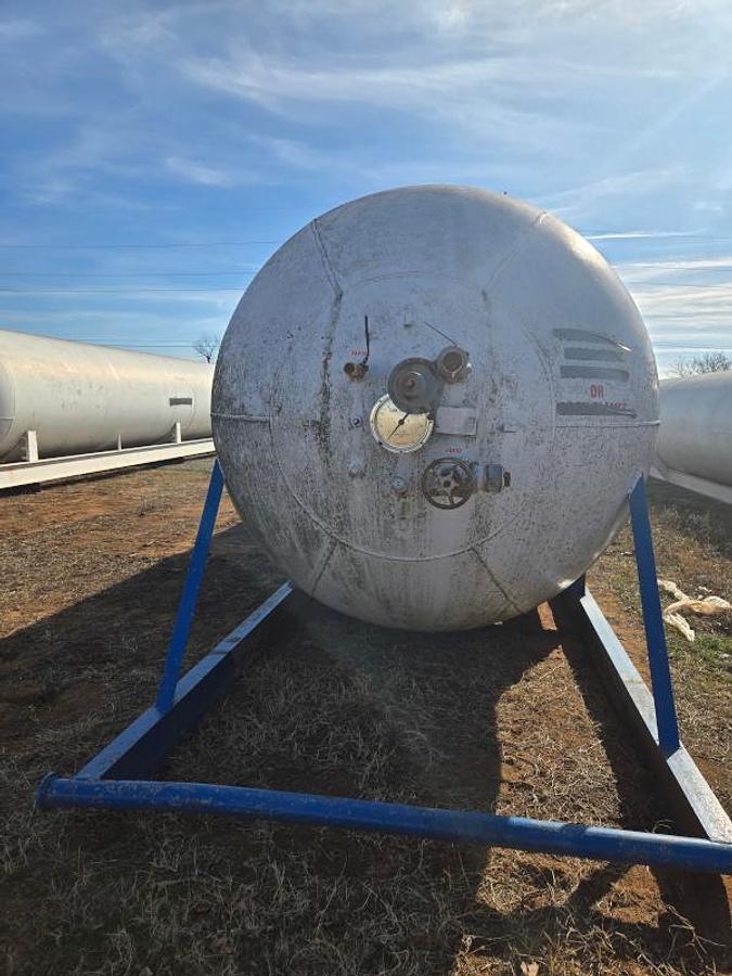 Used 12,000 Gallon Skid Tank